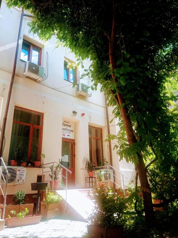 Central Guesthouse (Adults Only) Bucharest Exterior photo